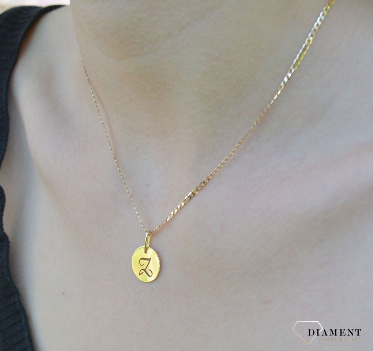 Złota zawieszka 585 literka Z ZA 2128Z. modna złota zawieszka wykonana z najwyższej próby złota 585. Zawieszka w kształcie litery Z. Zawieszka Siwiec, Rozenek Idealny pomysł na prezent.  Literka Z. Zawieszka Z..jpg